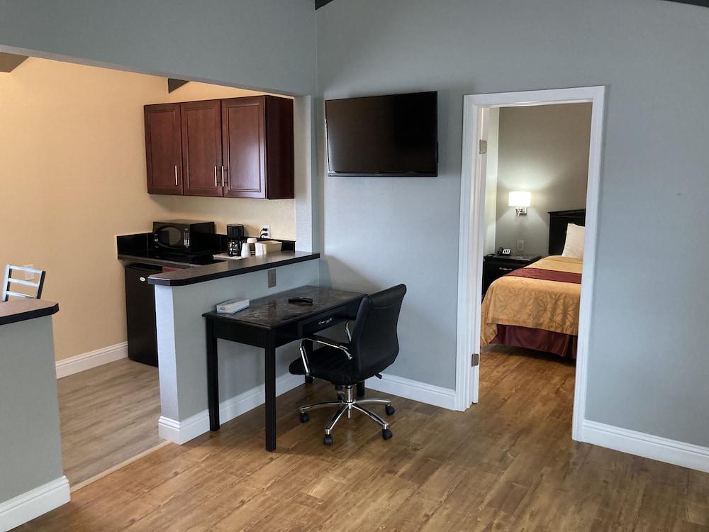 Tri-Valley Inn & Suites Pleasanton Ngoại thất bức ảnh