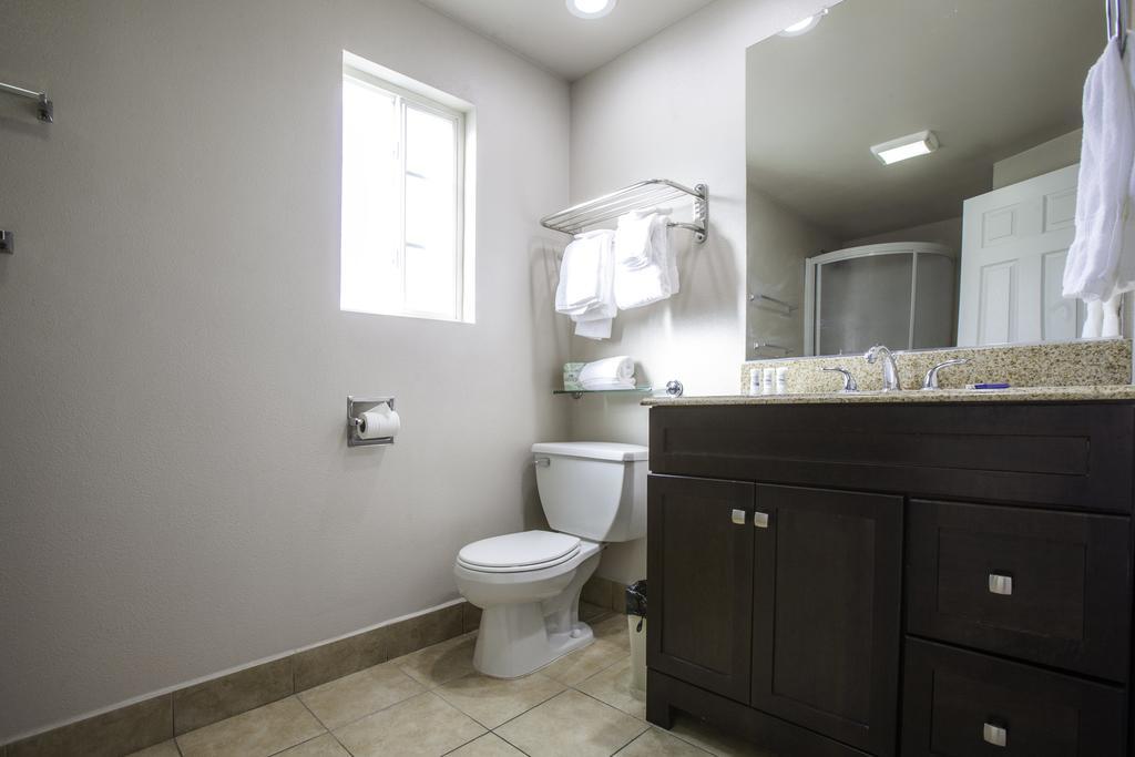 Tri-Valley Inn & Suites Pleasanton Ngoại thất bức ảnh