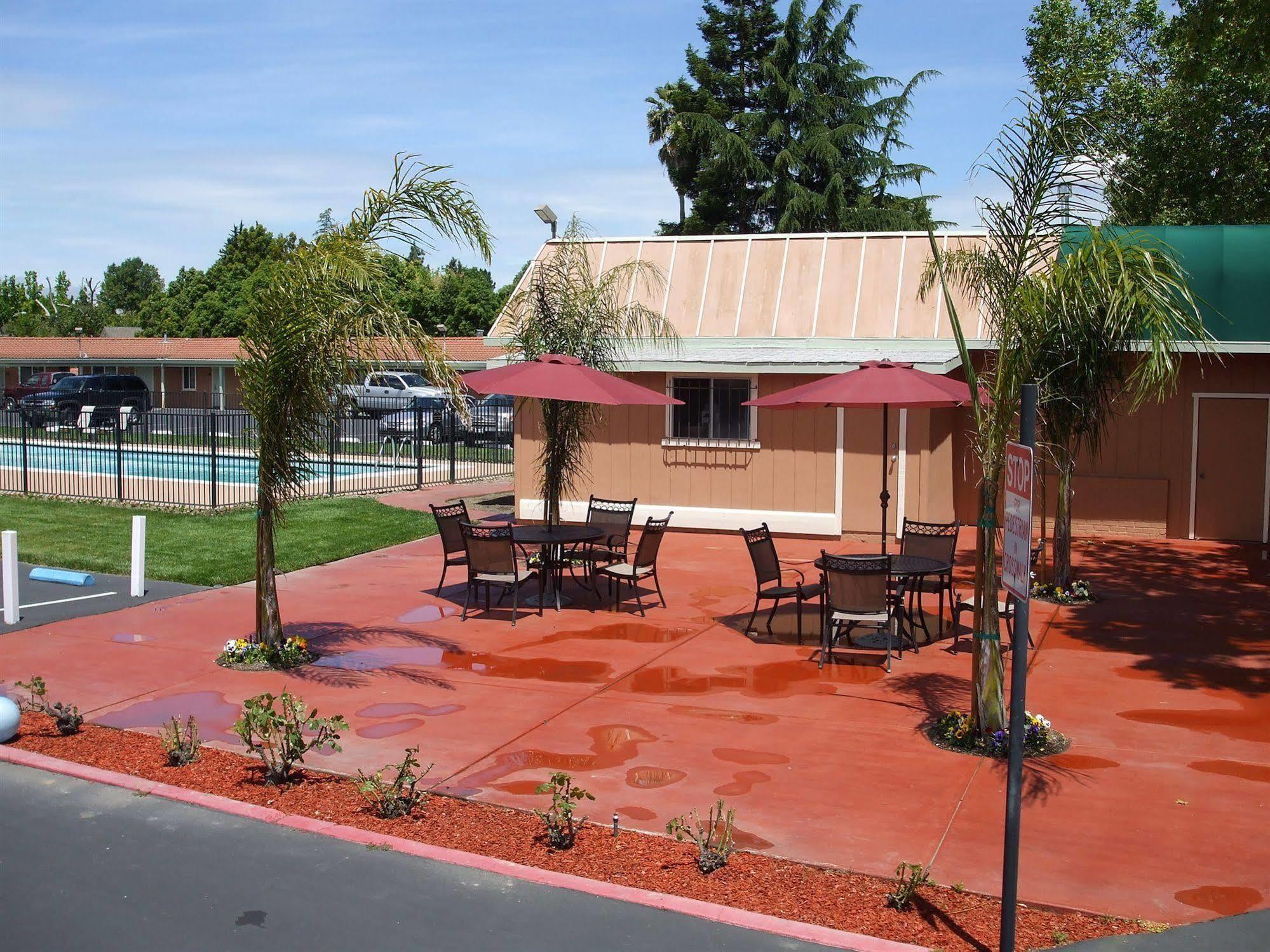 Tri-Valley Inn & Suites Pleasanton Ngoại thất bức ảnh